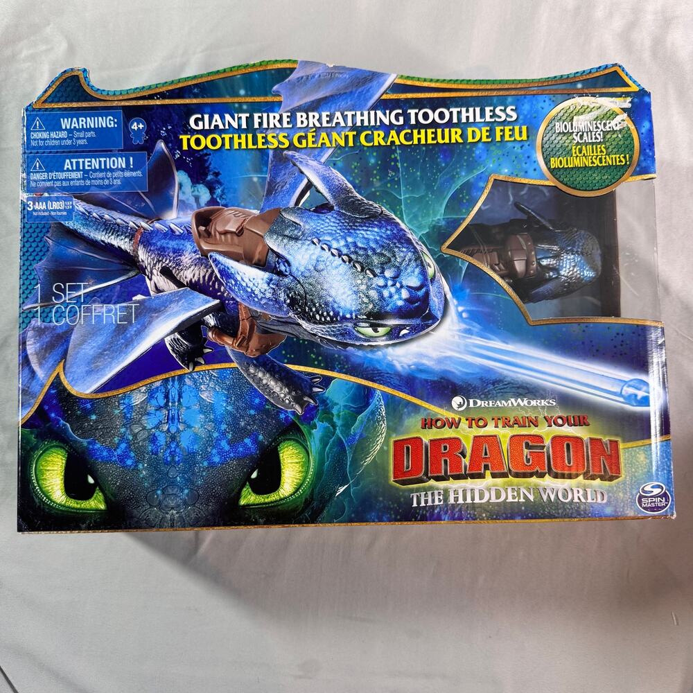 DreamWorks How To Train Your Dragon Giant Fire Breathing Toothless NIB